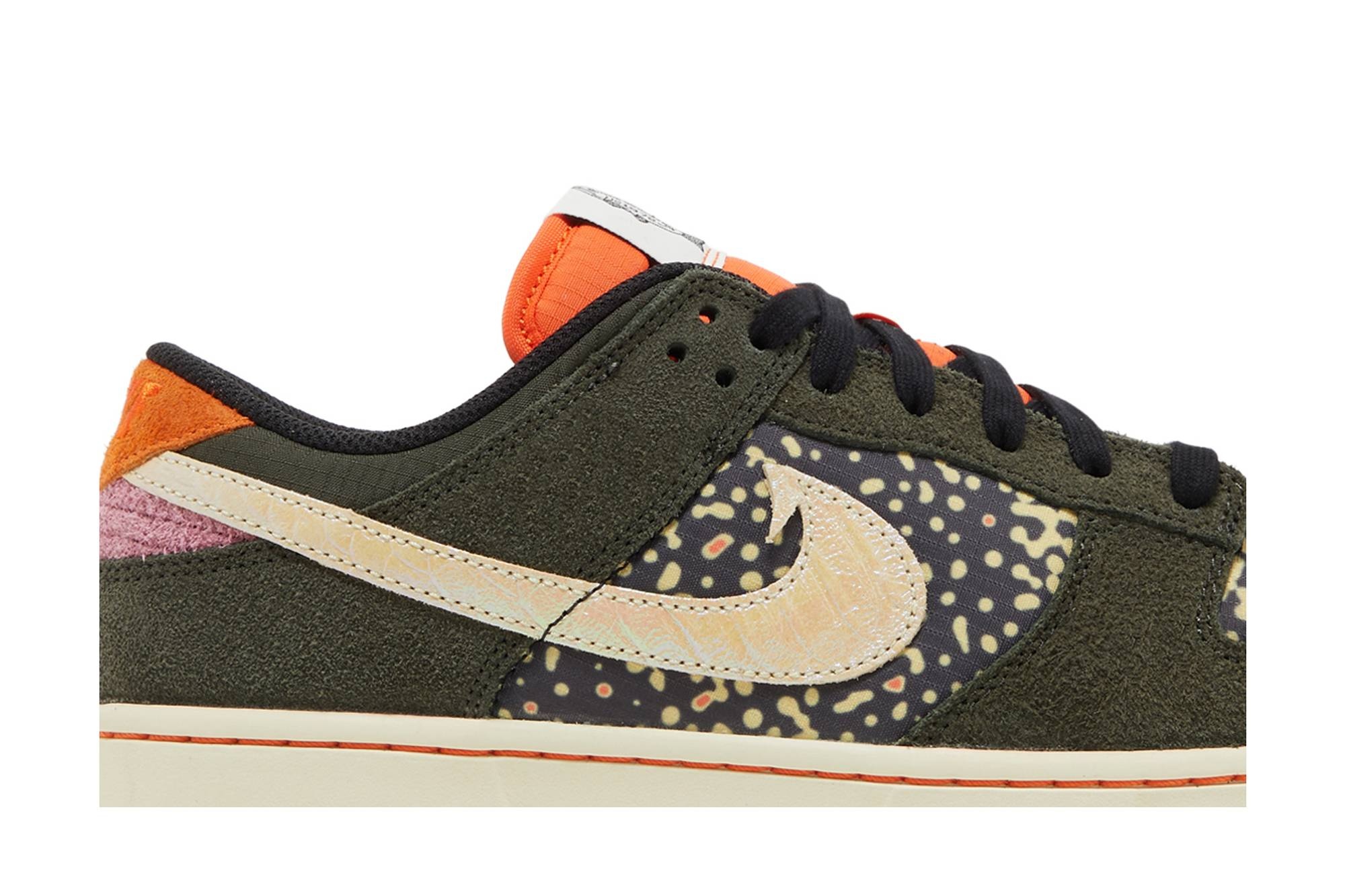 Dunk Low SE 'Gone Fishing - Rainbow Trout' - 2