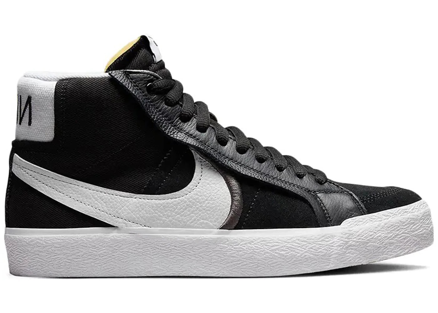 Nike SB Zoom Blazer Mid Premium Plus Black White - 1