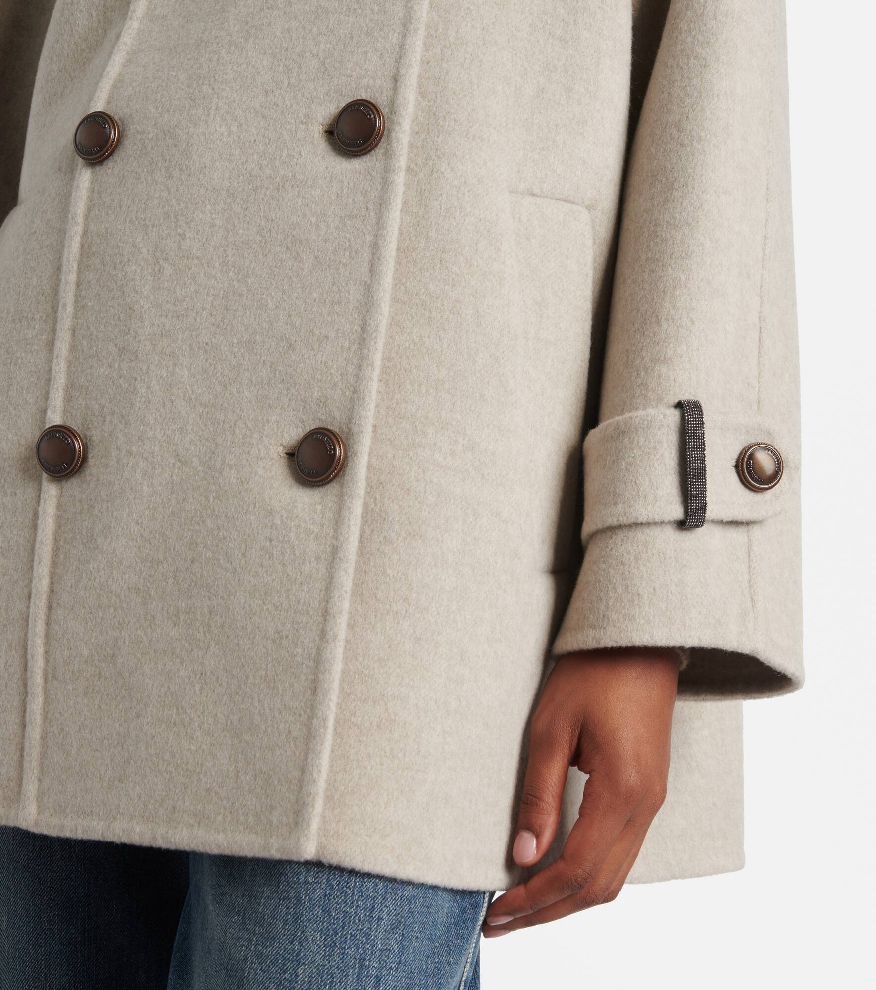 Double-breasted wool and cashmere coat - 5