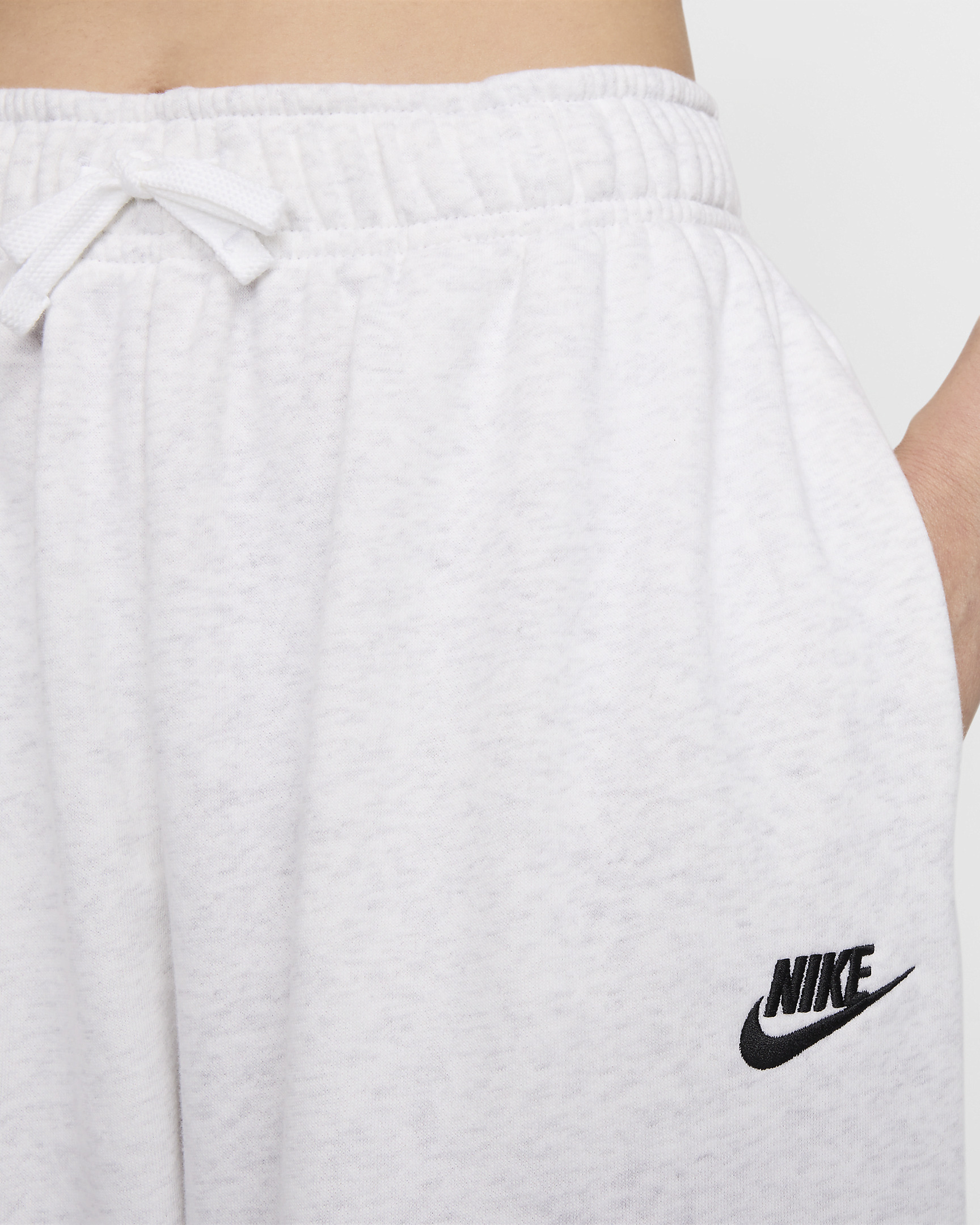 Nike Sportswear Club Fleece Women's Mid-Rise Oversized Sweatpants - 3