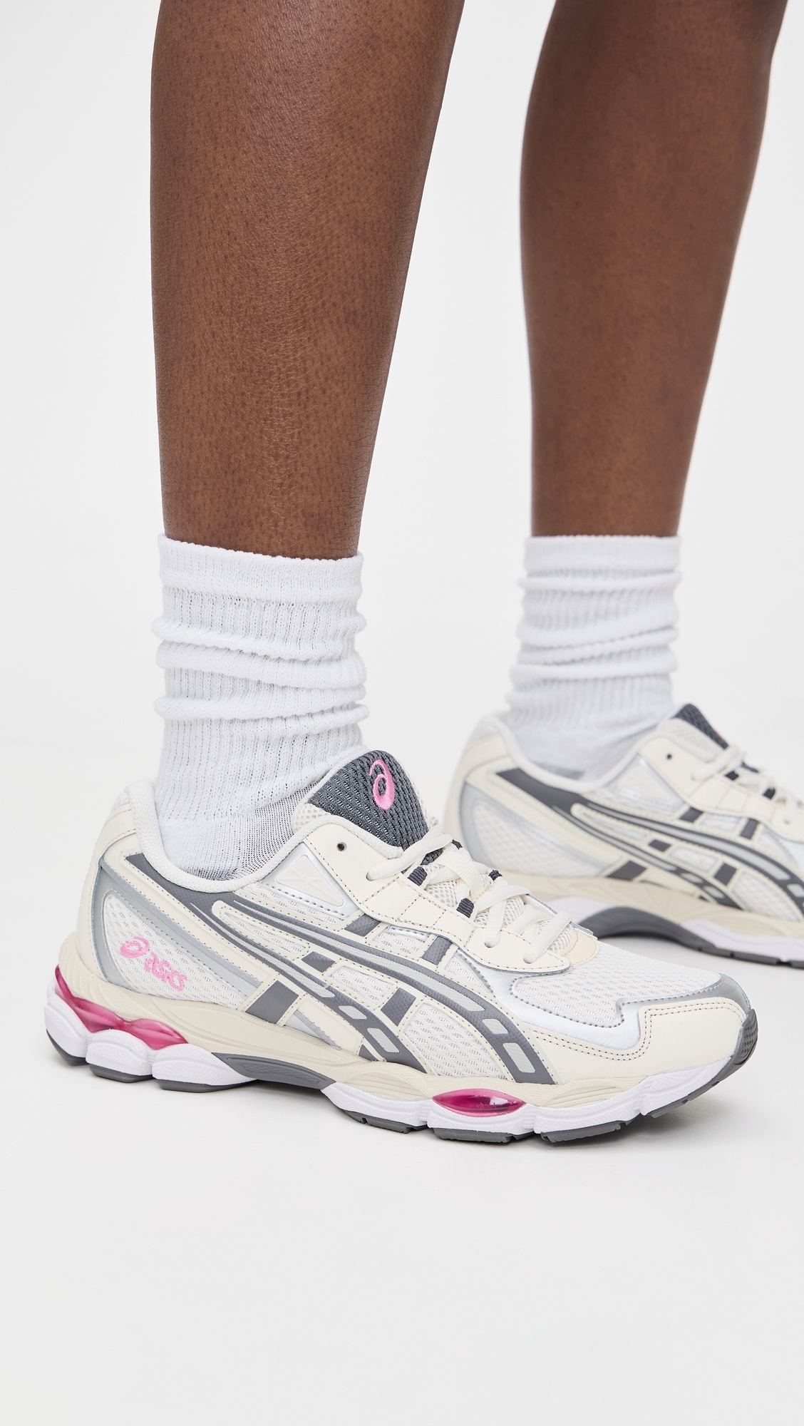 GEL-NYC 2055 Unisex Sneakers - 2