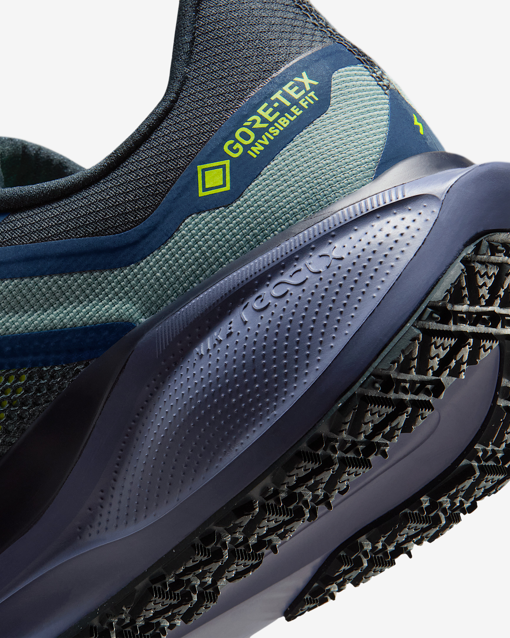 Nike Pegasus 41 GORE-TEX Men's Waterproof Road Running Shoes - 8