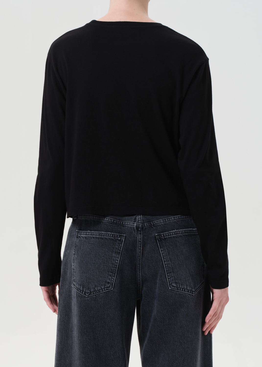 SYDNEY LONG SLEEVE TEE IN BLACK - 2