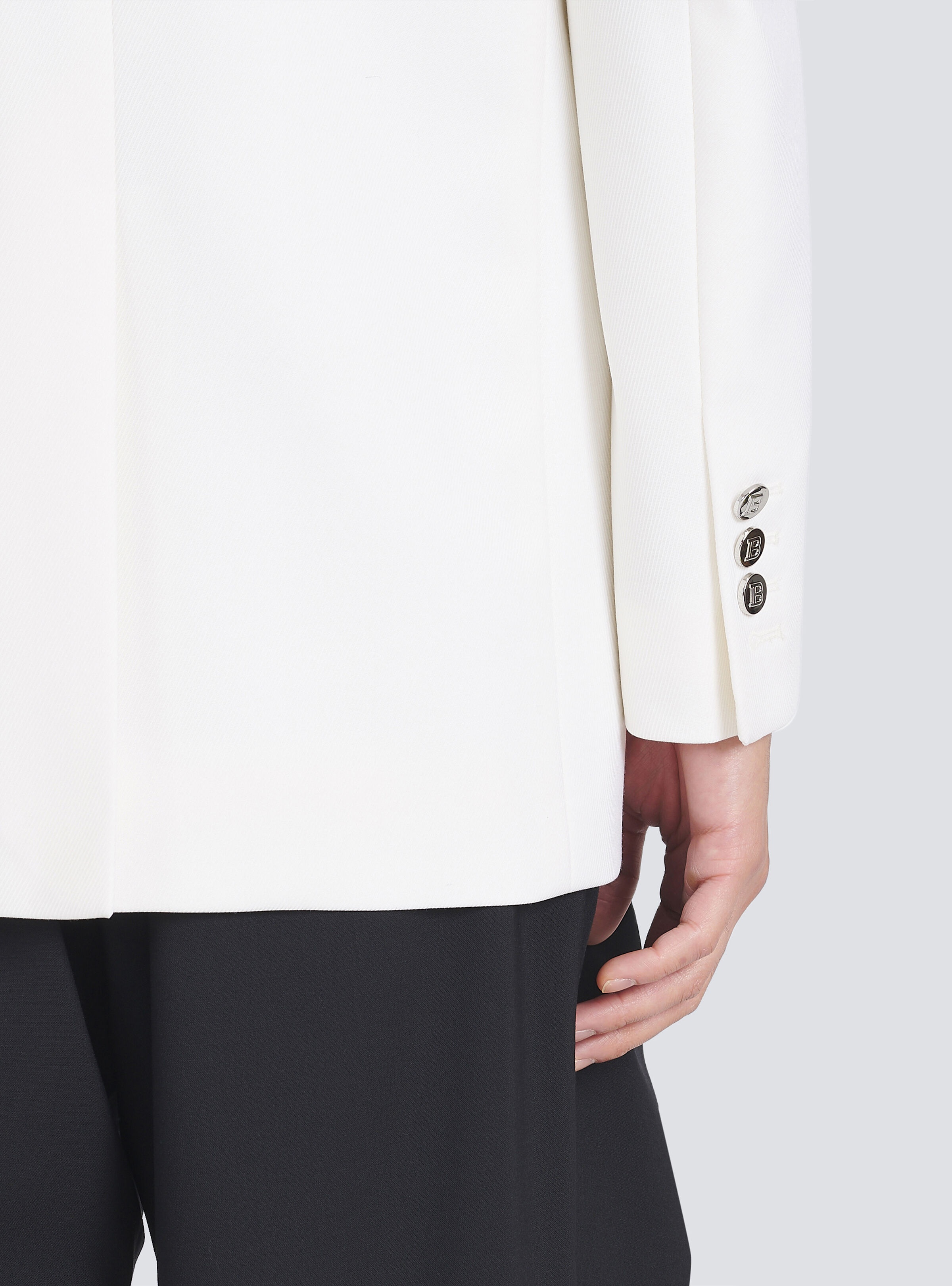 Twill blazer with double-breasted silver-tone buttoned fastening - 7