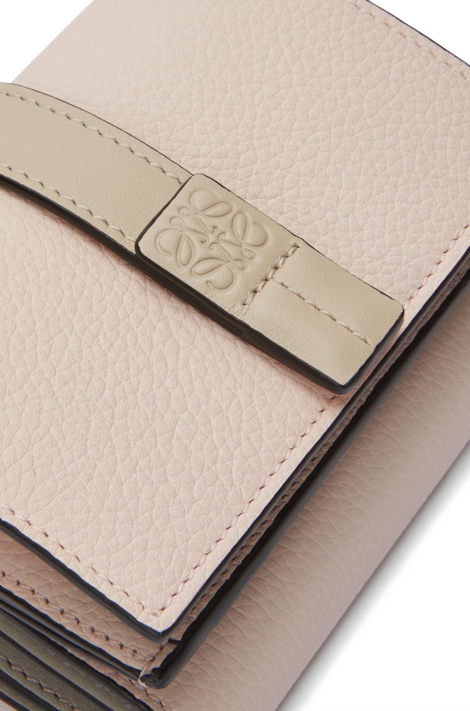 Trifold wallet in soft grained calfskin - 6