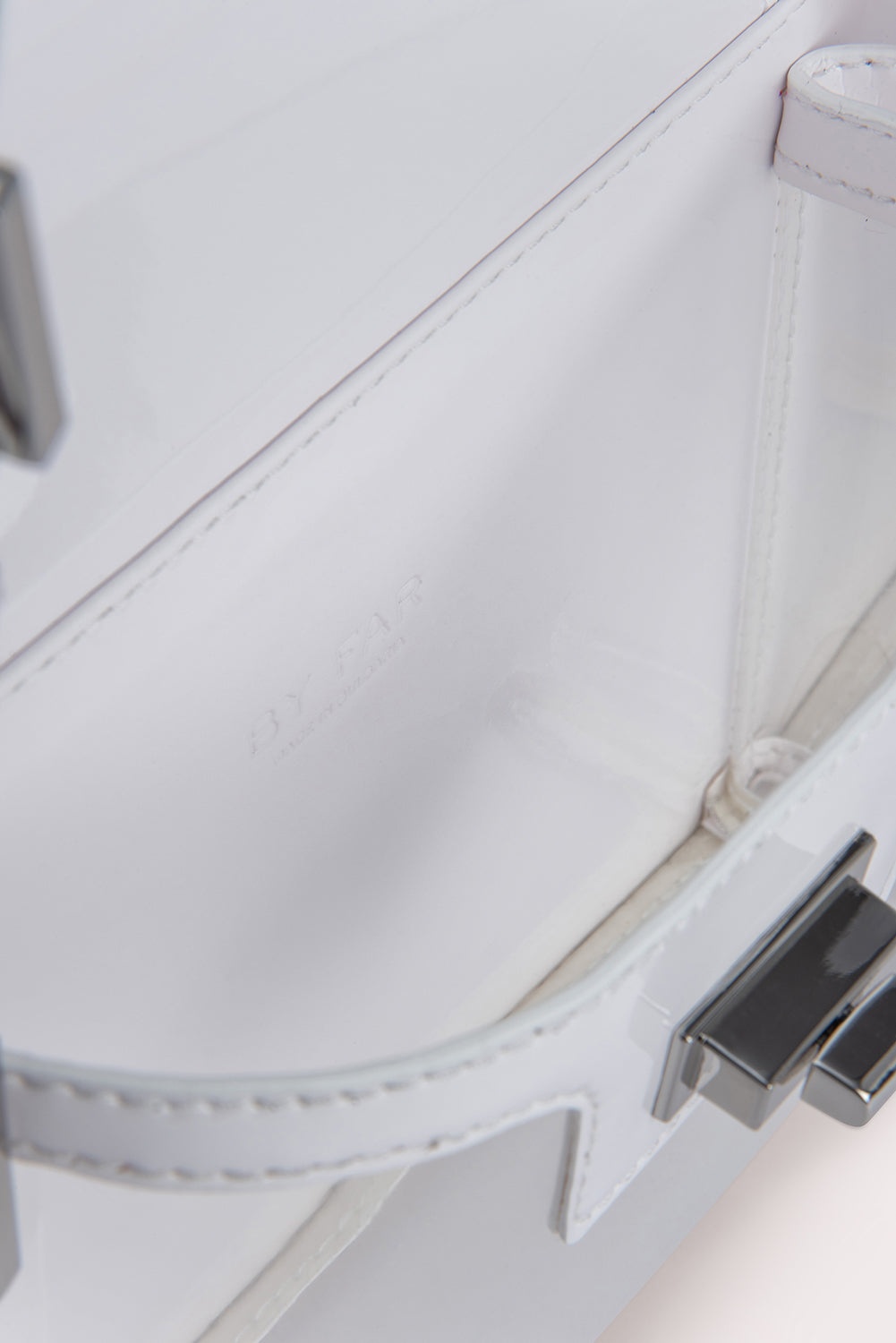 Billy Transparent White PU - 6