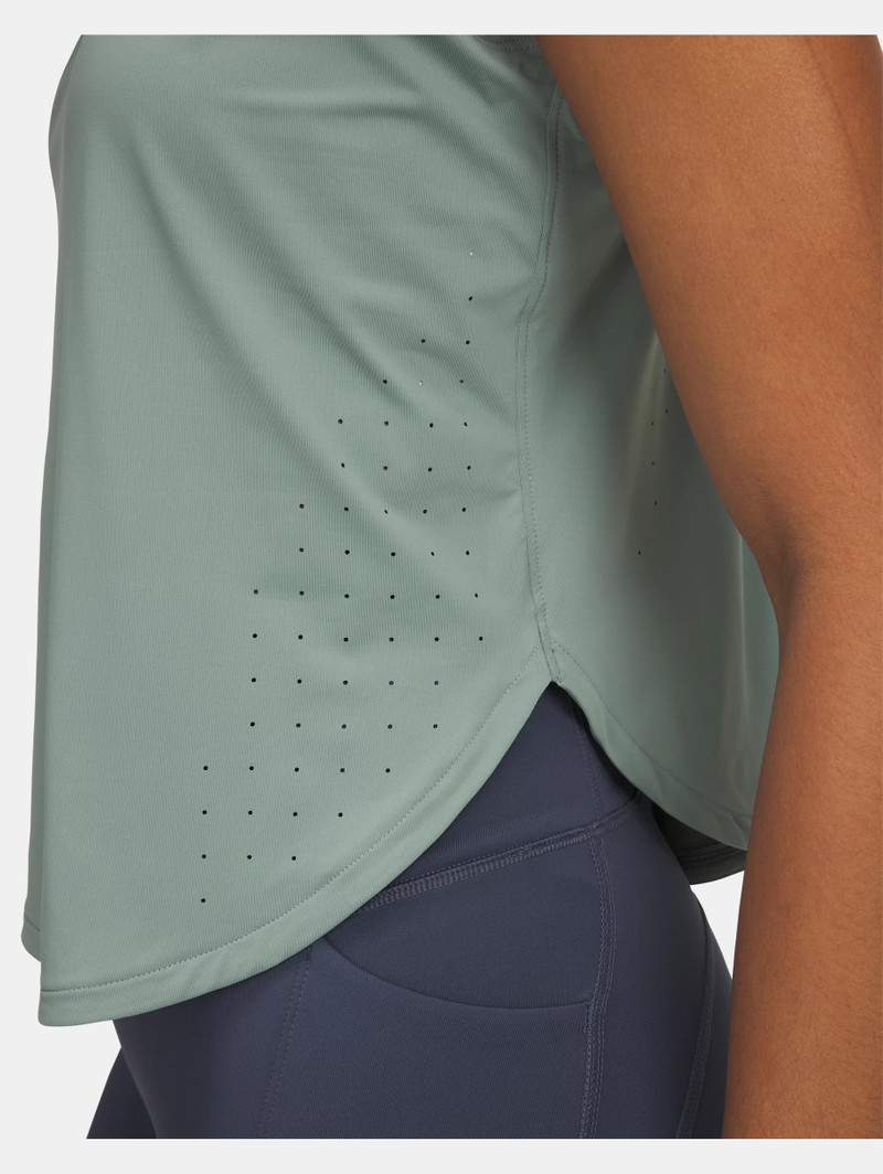 UA Launch Elite 3