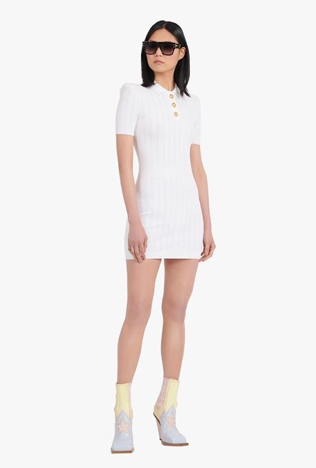 Short white knit dress with gold-tone buttons - 2