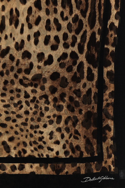 Dolce & Gabbana 'Leopard' scarf outlook