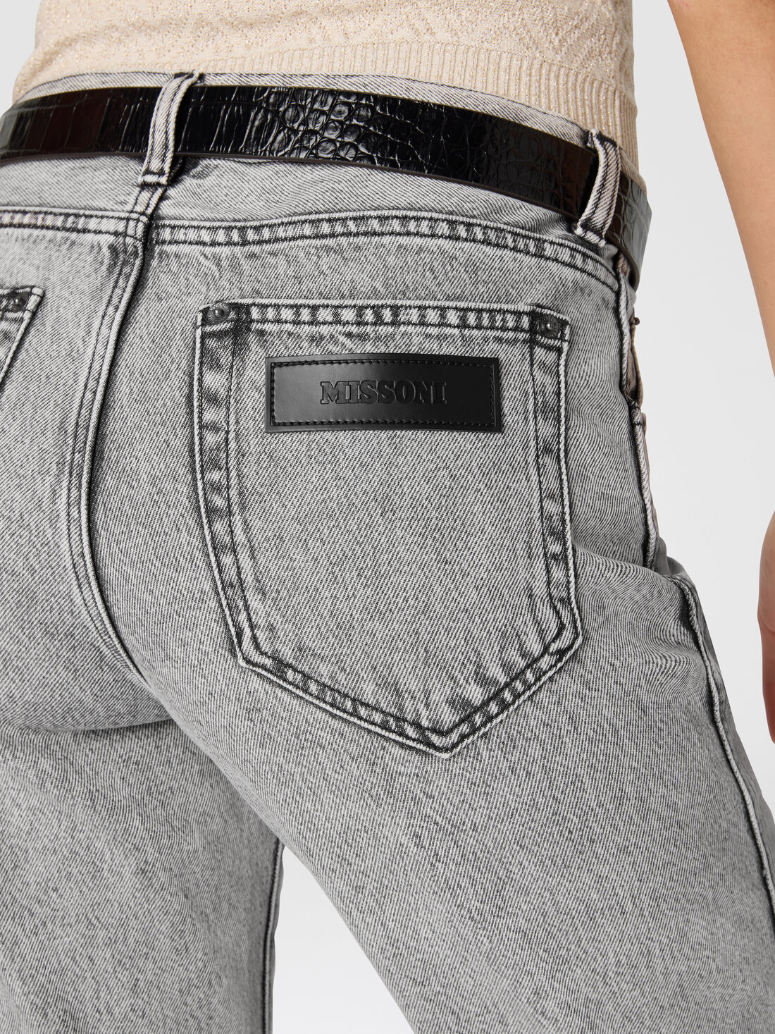 Five-Pocket Mid-Rise Bleached Denim Pants - 5