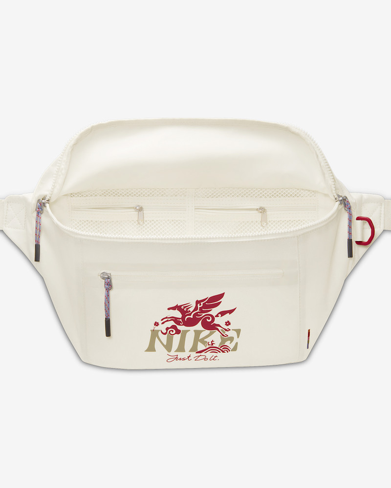 Nike Elemental Premium Waistpack (8L) 4