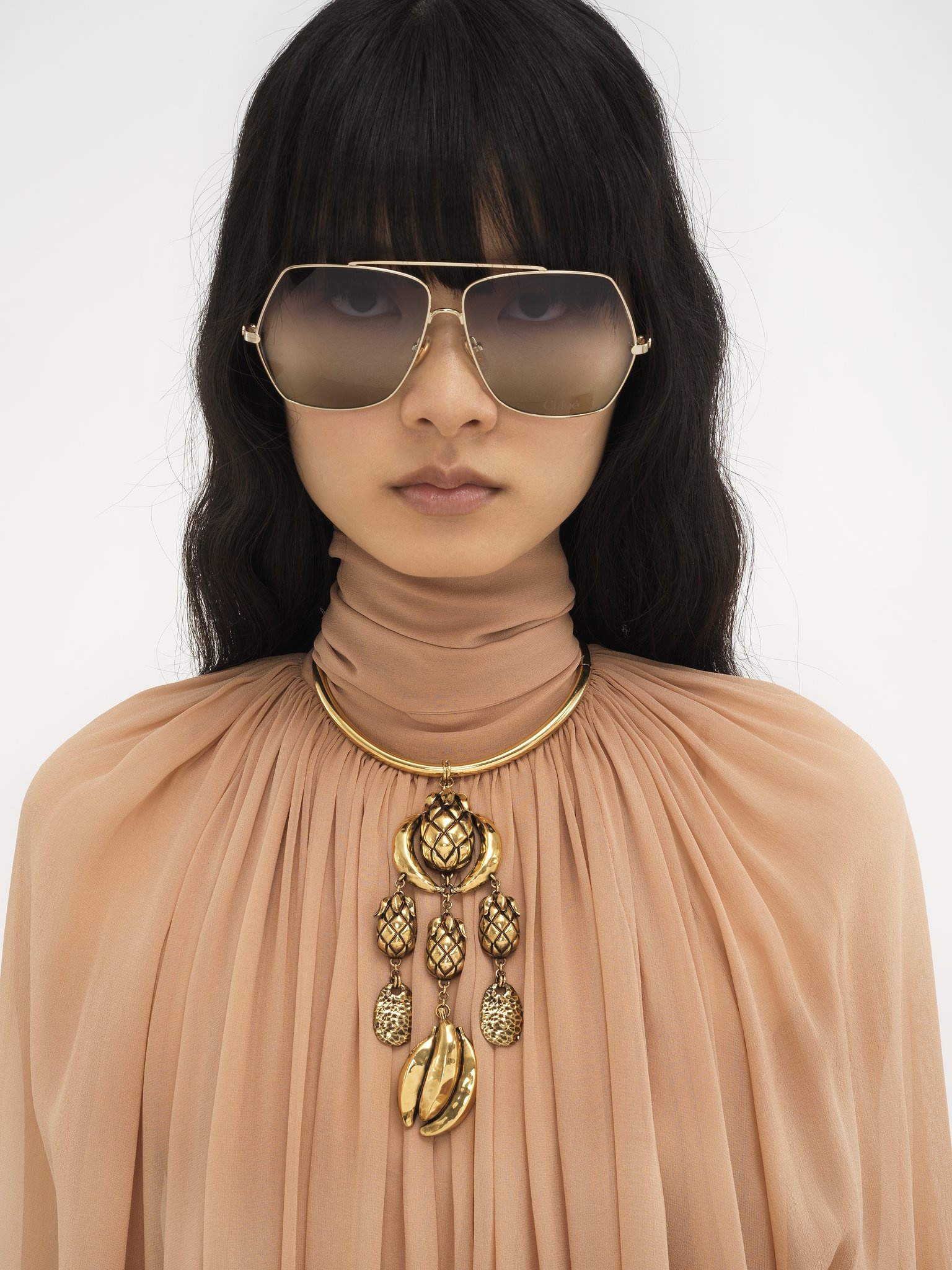 THE CHLOÉ FRUITS TORQUE NECKLACE - 2