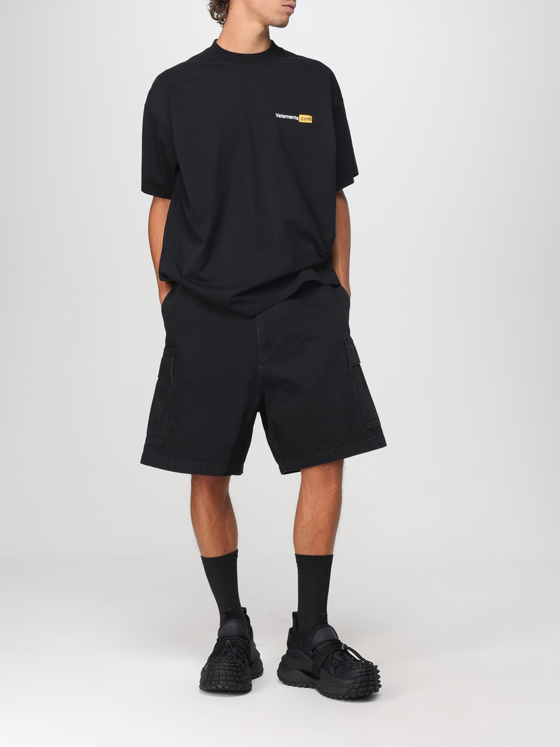 VETEMENTS Short men Vetements outlook