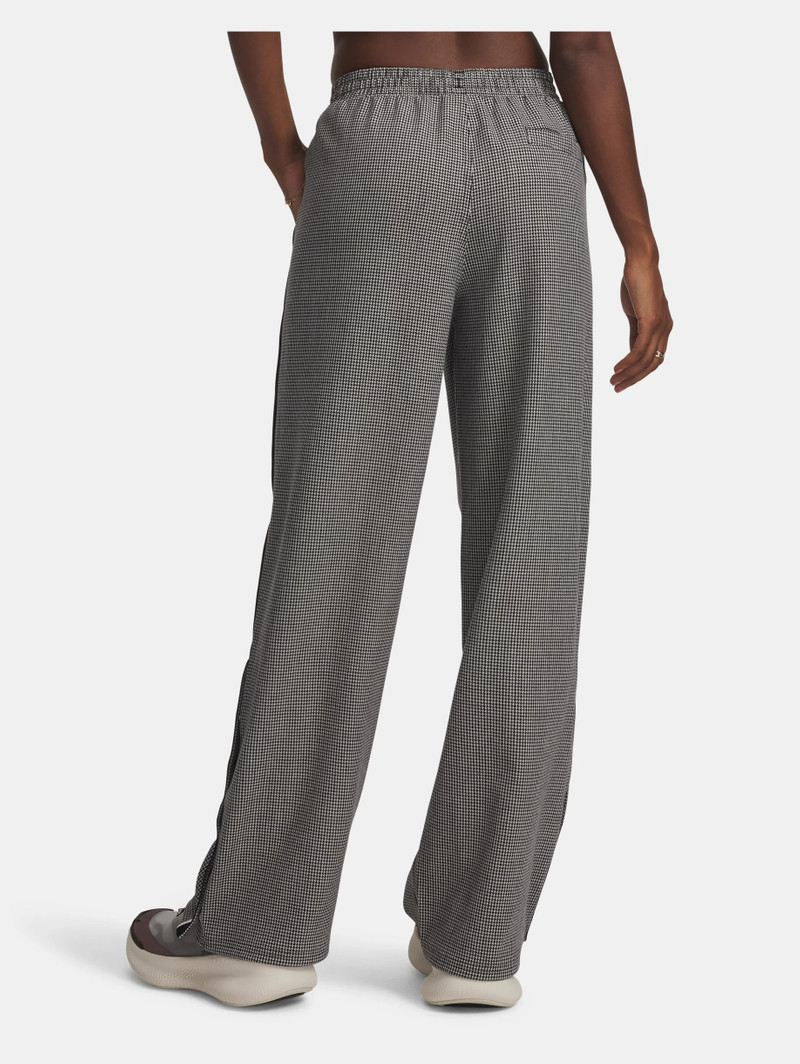 Under Armour UA Houndstooth Cargo outlook