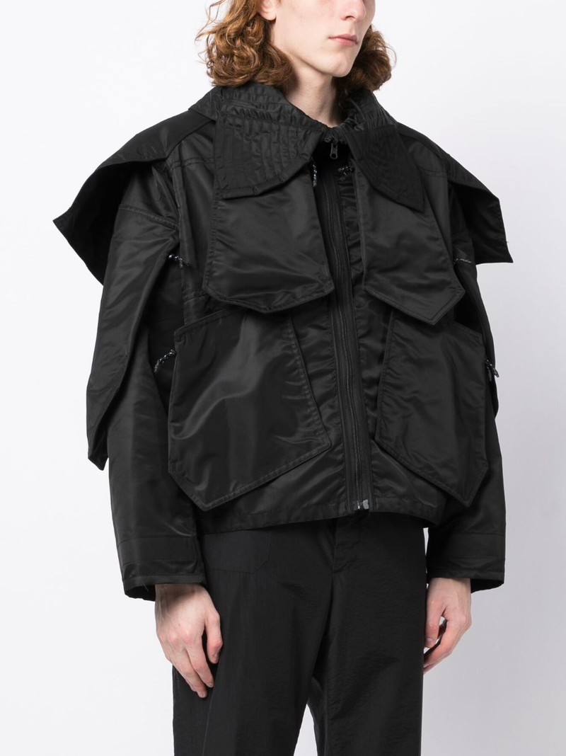 oversize-pointed-pocket jacket 3