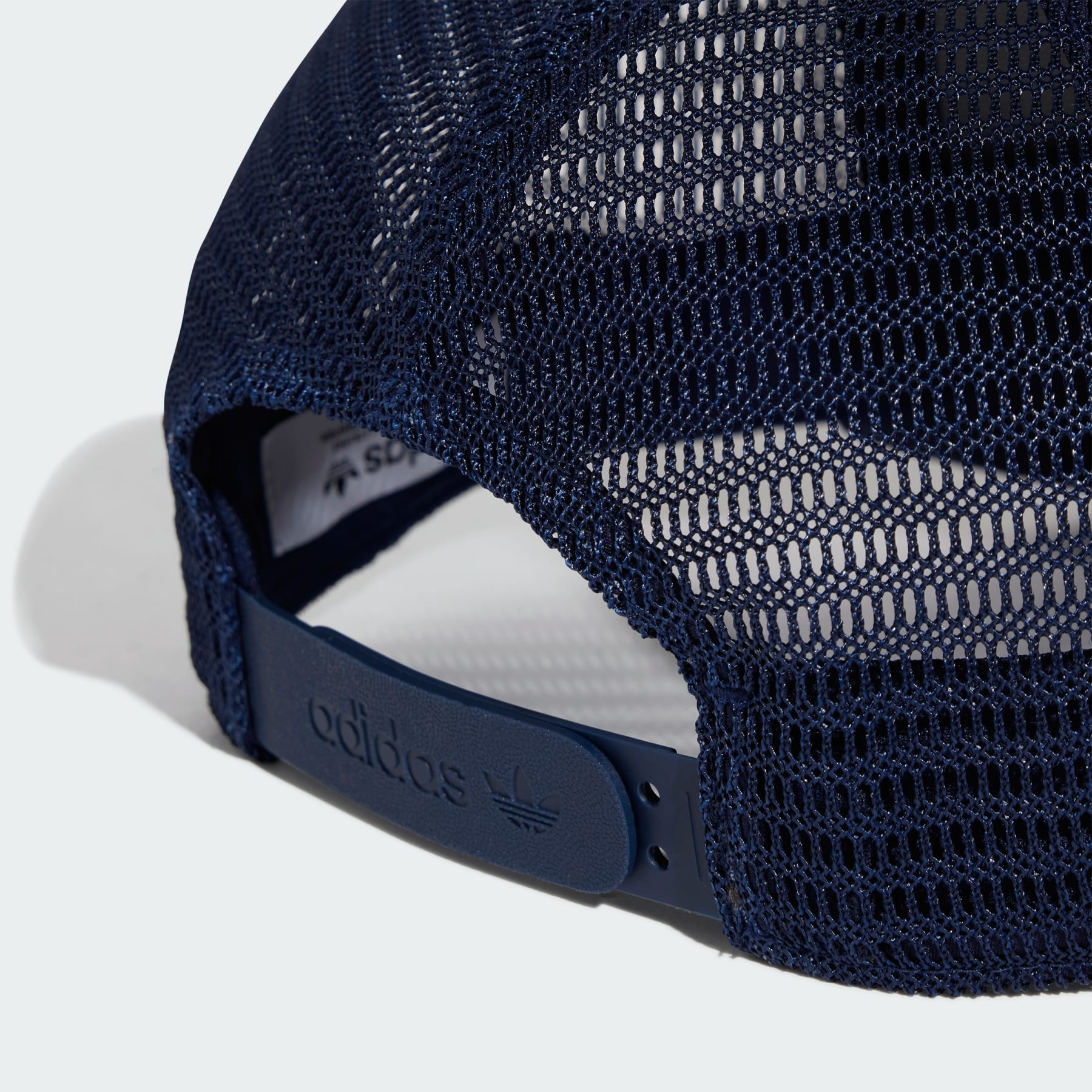 adidas Originals Trucker Hat - 3