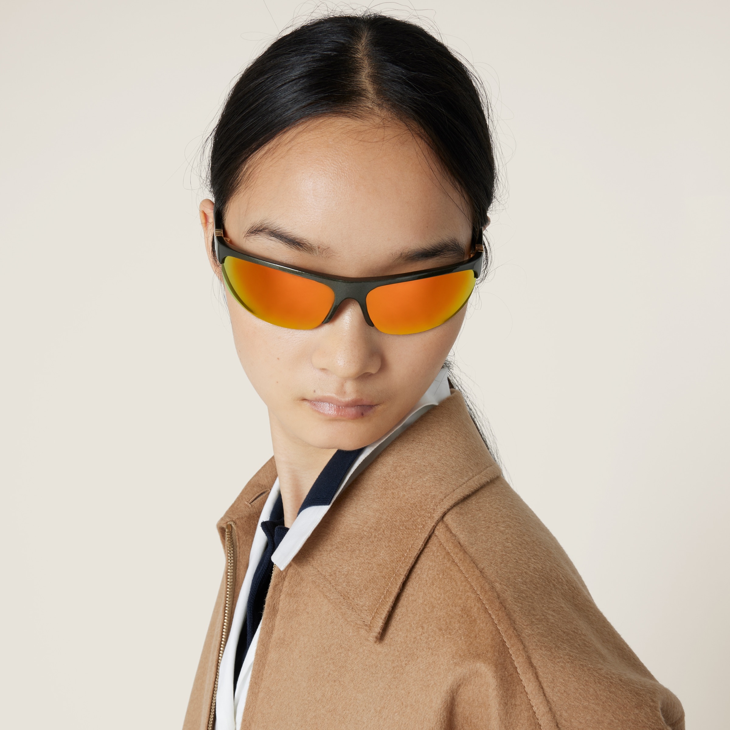 【関税込み】Miu Miu Eyewear ブラック Miu Nocturne サングラス Miu Miu Miu Nocturne sunglasses | REVERSIBLE