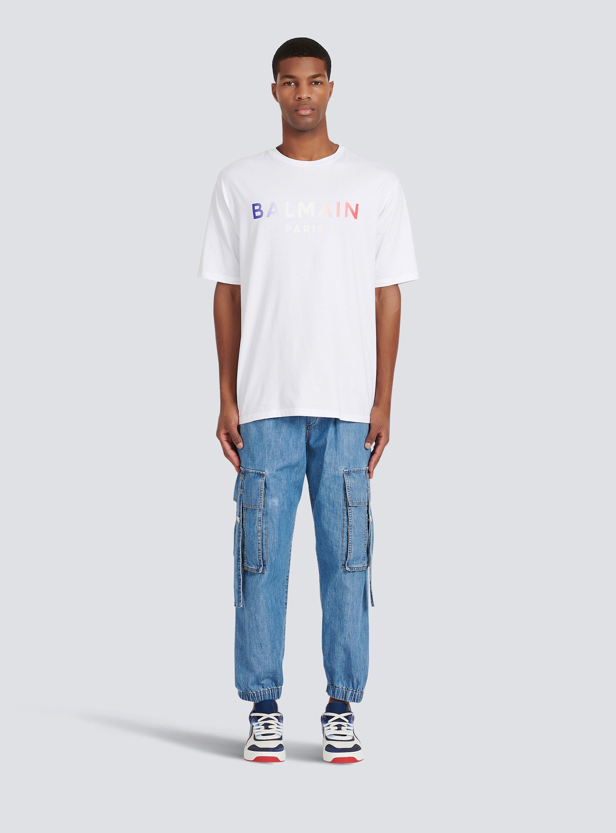 HIGH SUMMER CAPSULE -Cotton T-shirt with Balmain Paris tie-dye logo print - 3