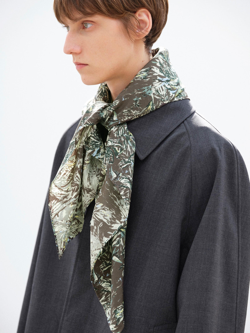 AURALEE PRINTED AIRY SILK SCARF - LARGE outlook
