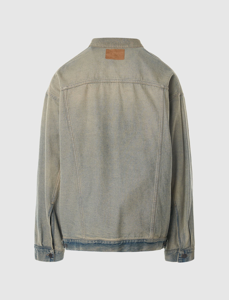 BALENCIAGA OVERSIZED JACKET outlook