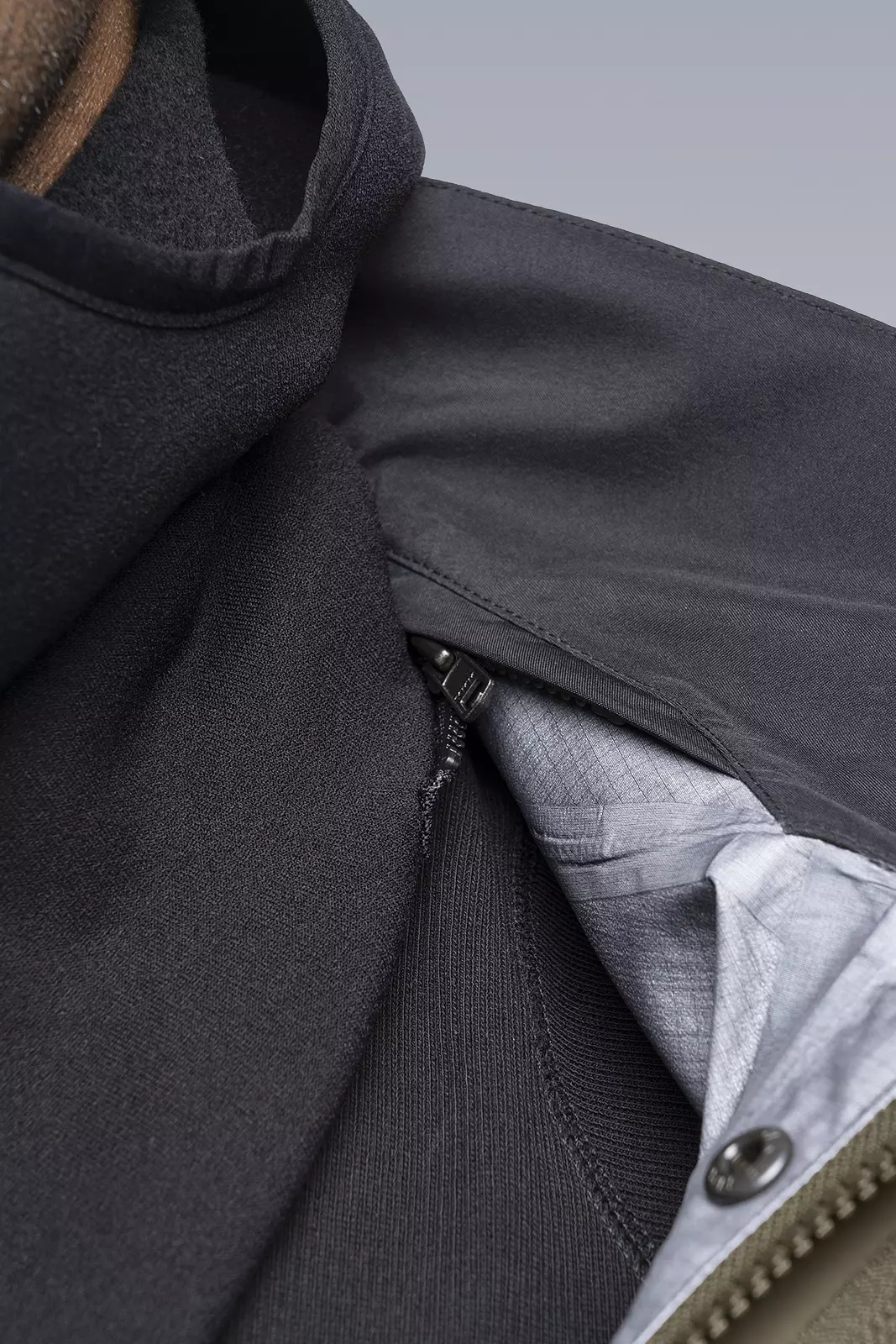 J1A-GTKR-RFM KR EX 3L Gore-Tex® Pro Interops Jacket RAF Green with size 5 WR zippers in matte black - 36
