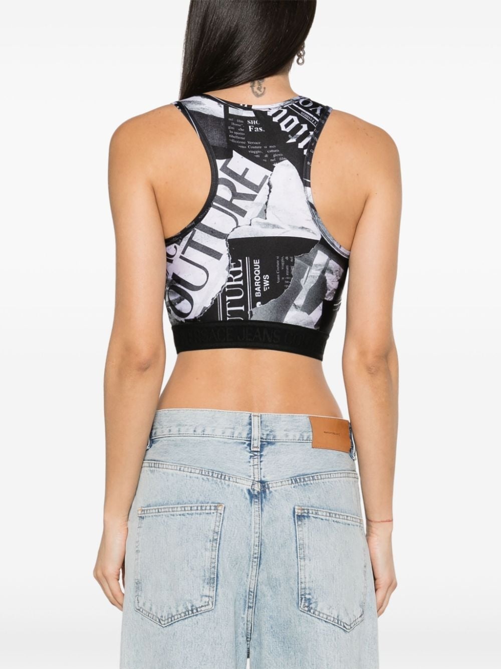 graphic-print cropped top - 4