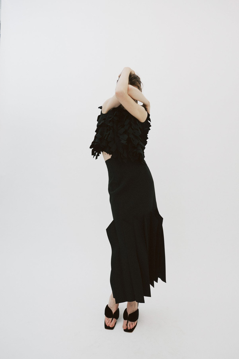 MIDI LENGTH SKIRT WITH HEM PANEL DETAIL BLACK 11