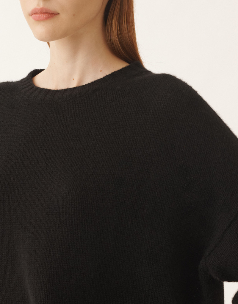 Cashmere T-shirt 5