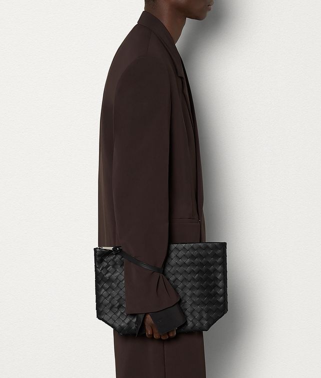 Pouch 3