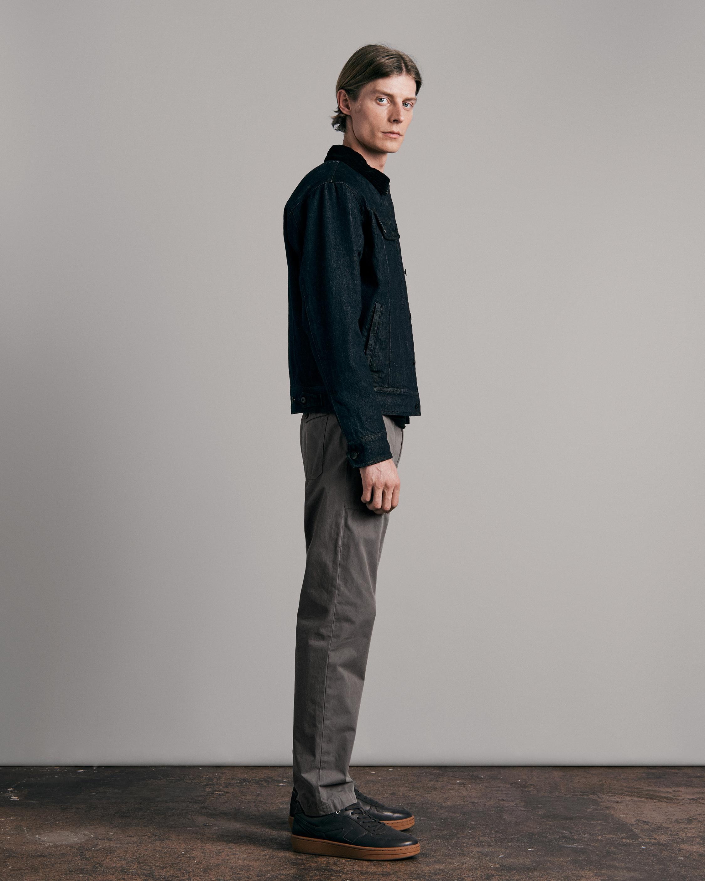 Cliffe Cotton Field Pant
Relaxed Fit Pant - 4