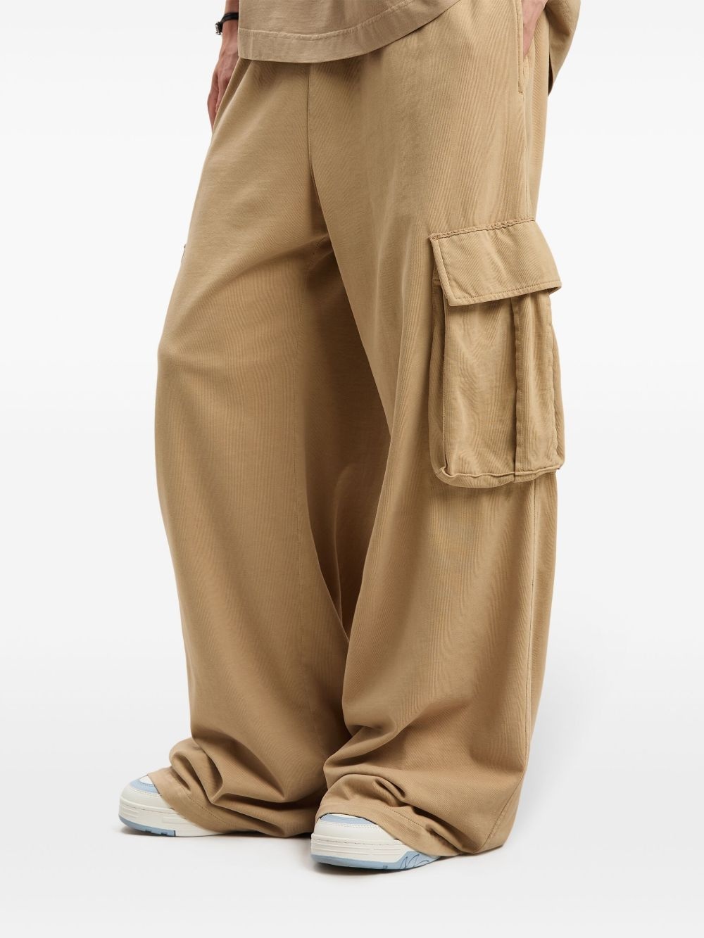cargo-pockets sweatpants - 6