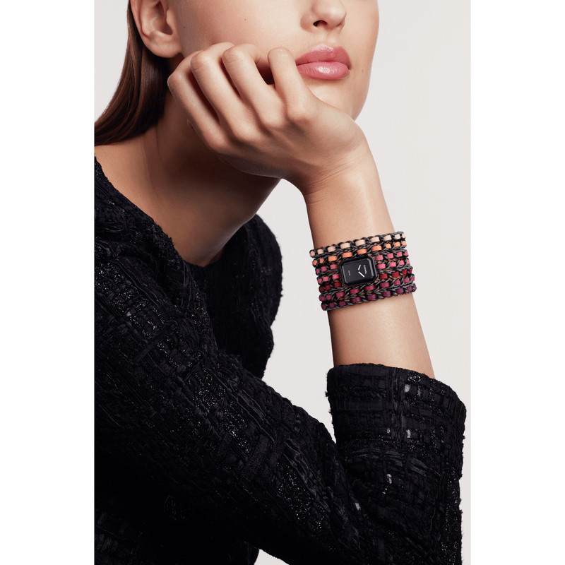 CHANEL PREMIÈRE CUFF BLUSH WATCH outlook