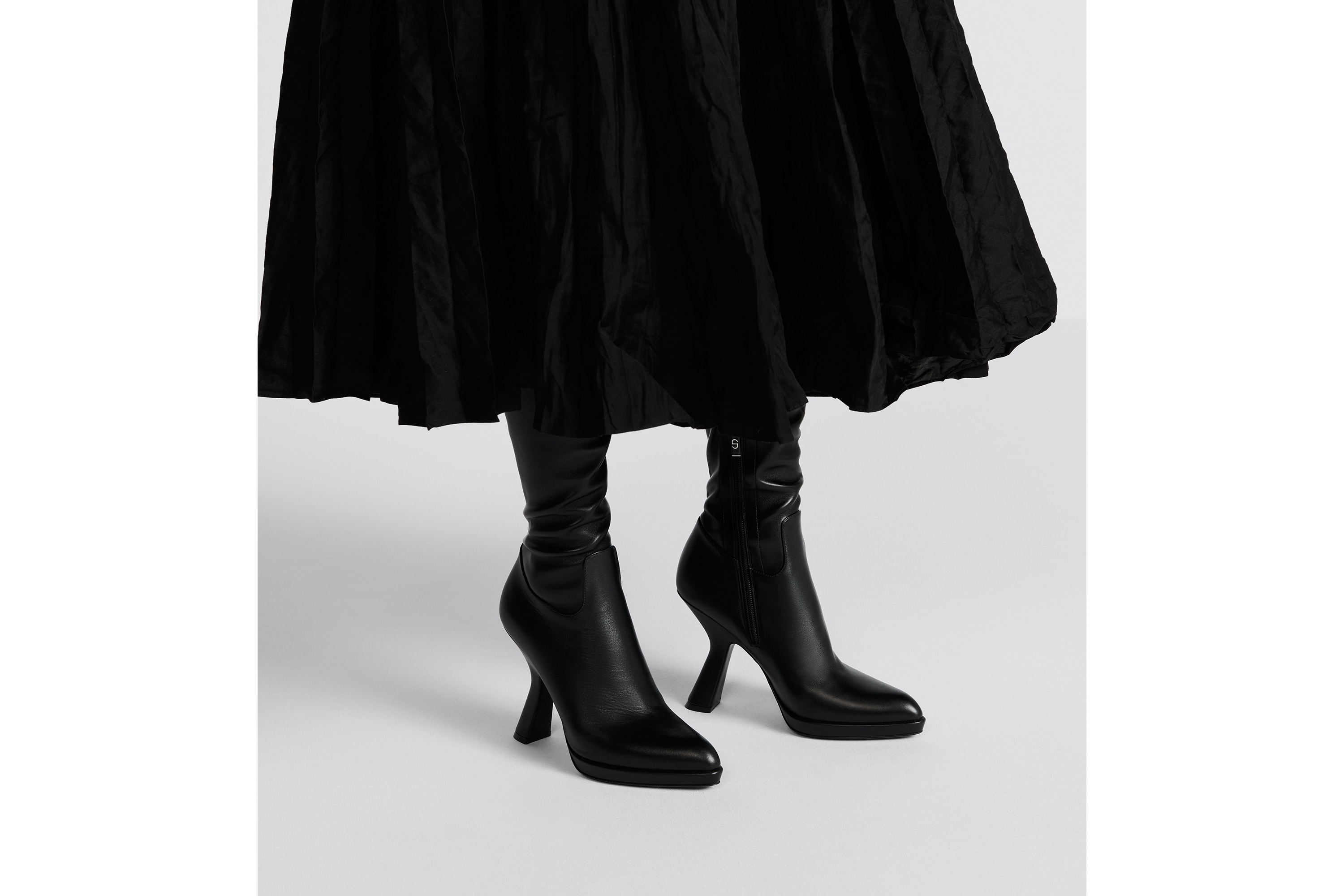 D-Fiction Heeled Thigh Boot - 2