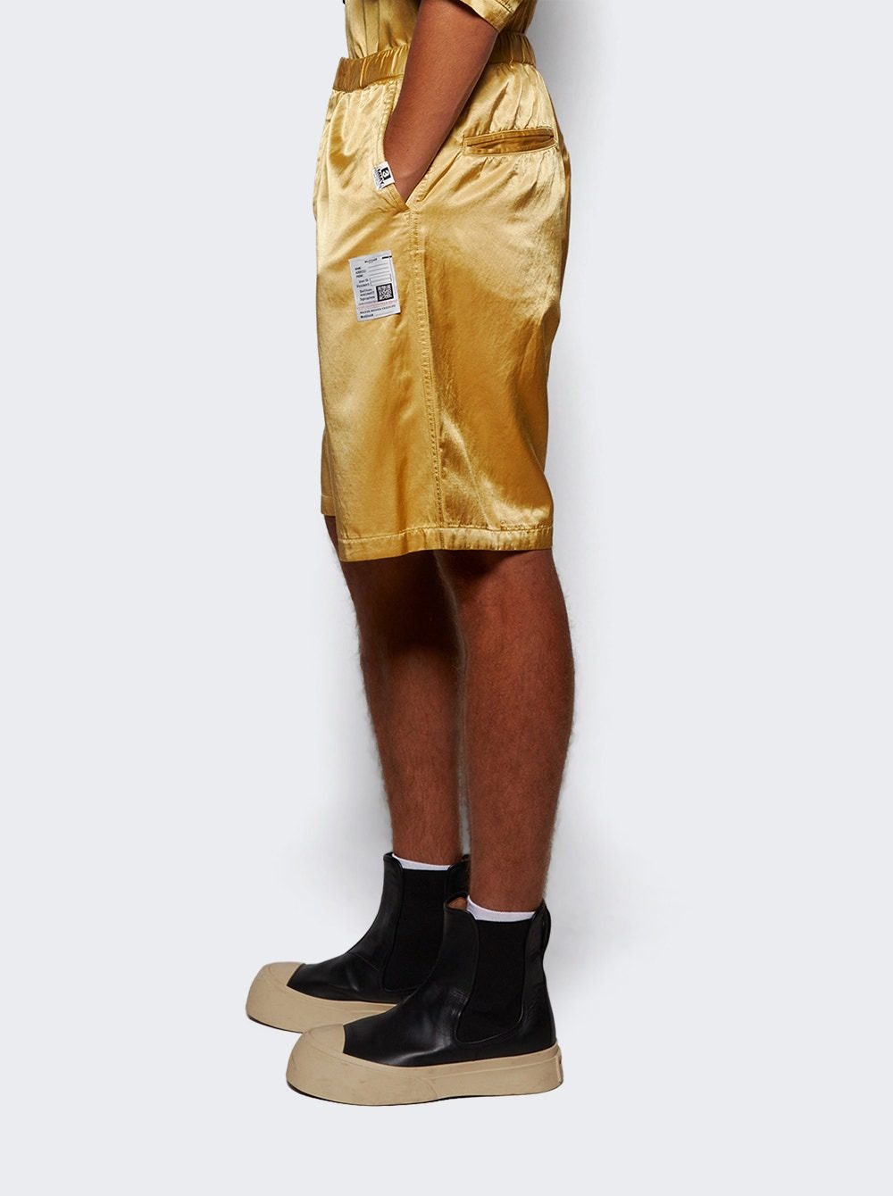 Aged Satin Shorts Yellow - 3