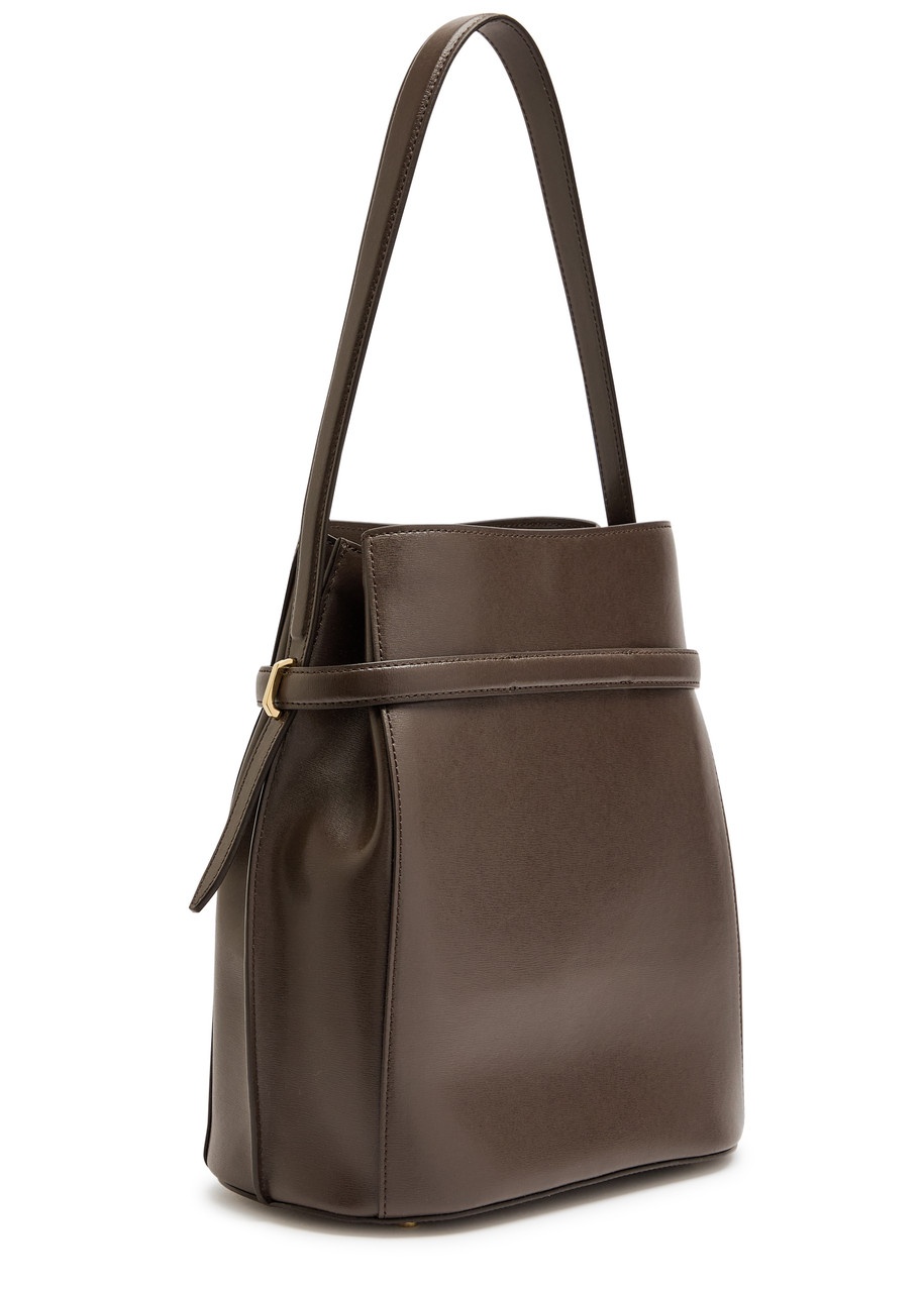 Toteme Belted Leather Bucket bag - 2