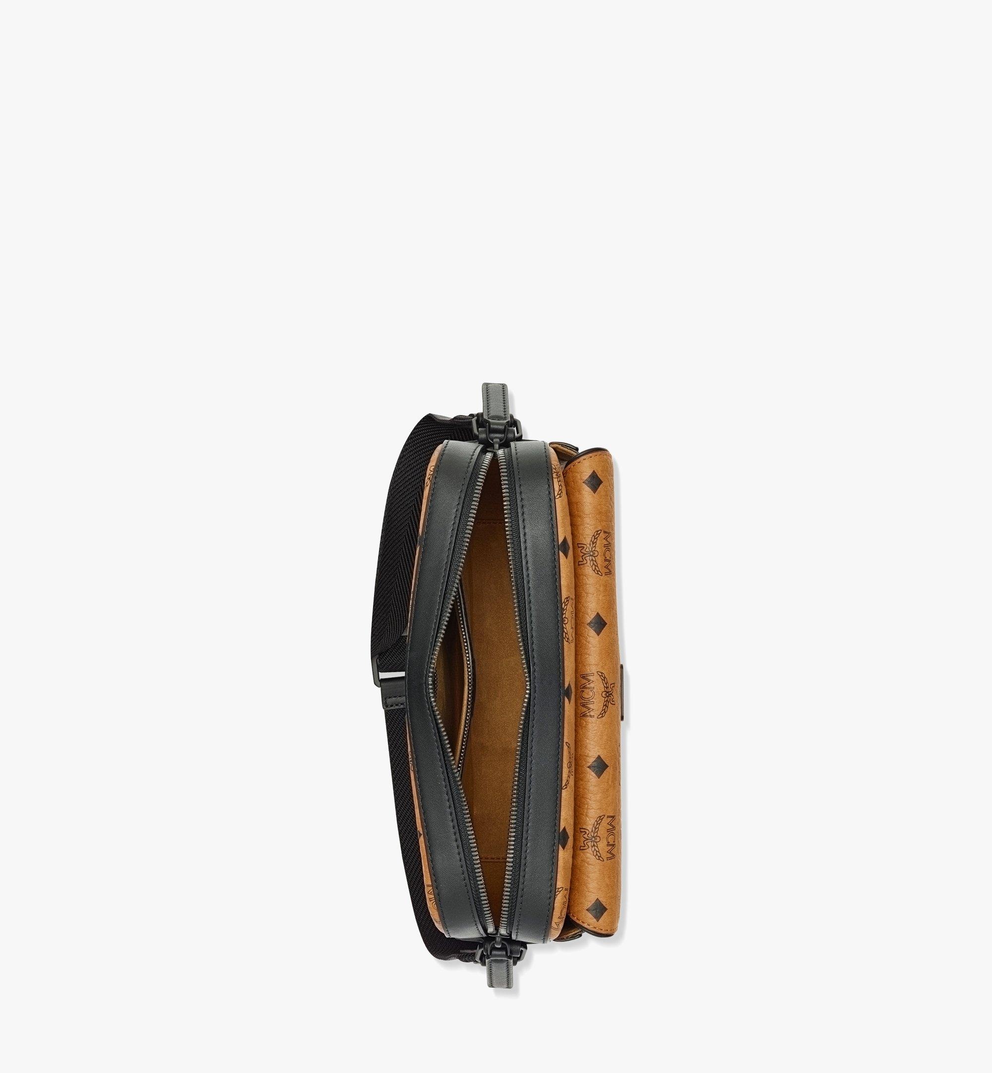 [MCM]★韓国人気★Aren Visetos messenger bag Medium Aren Messenger in Visetos Black | MCM ®US