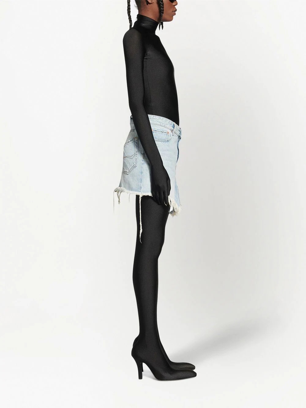 【送料&関税込】Balenciaga Frayed Edge Mini Denim Skirt BALENCIAGA frayed-hem denim mini skirt | REVERSIBLE