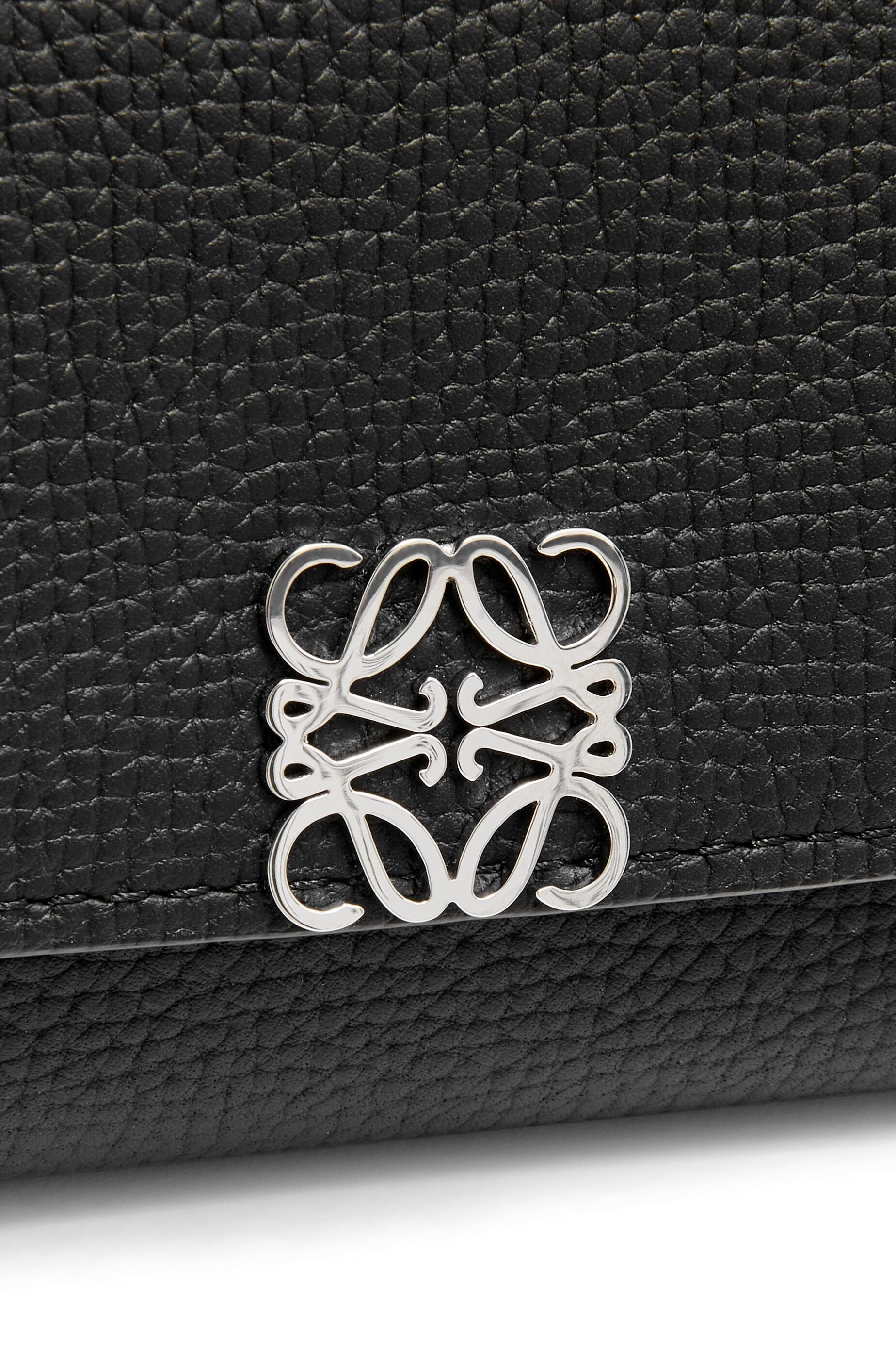 Anagram small vertical wallet in pebble grain calfskin - 5