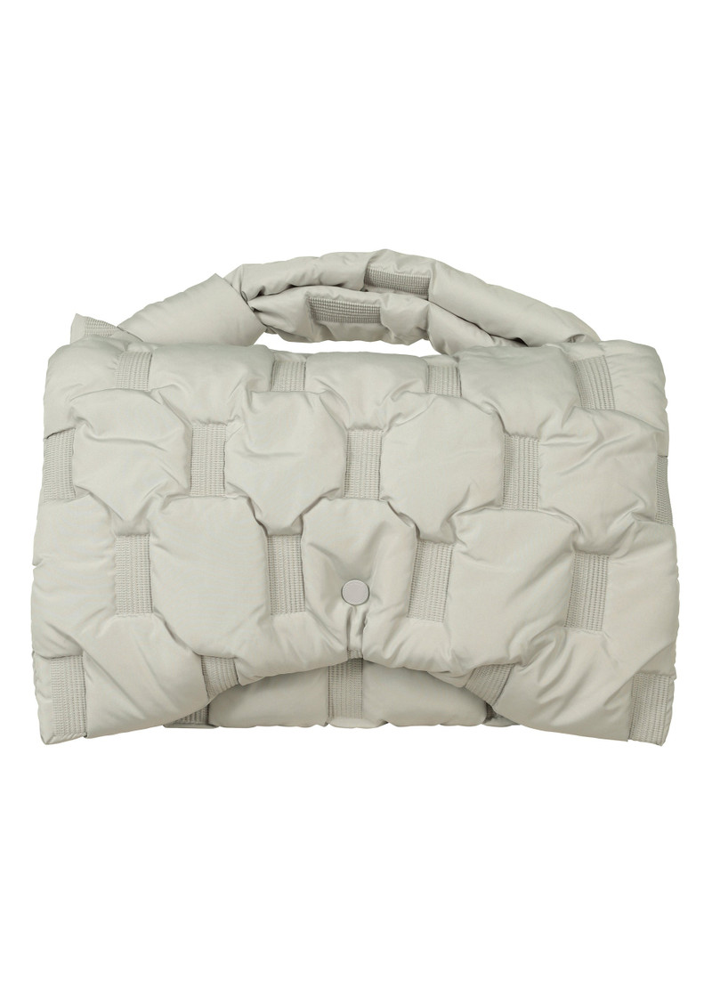 SQUARE CUSHION 1