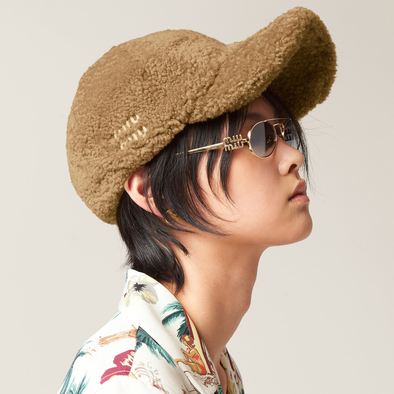 Faux shearling baseball cap 1