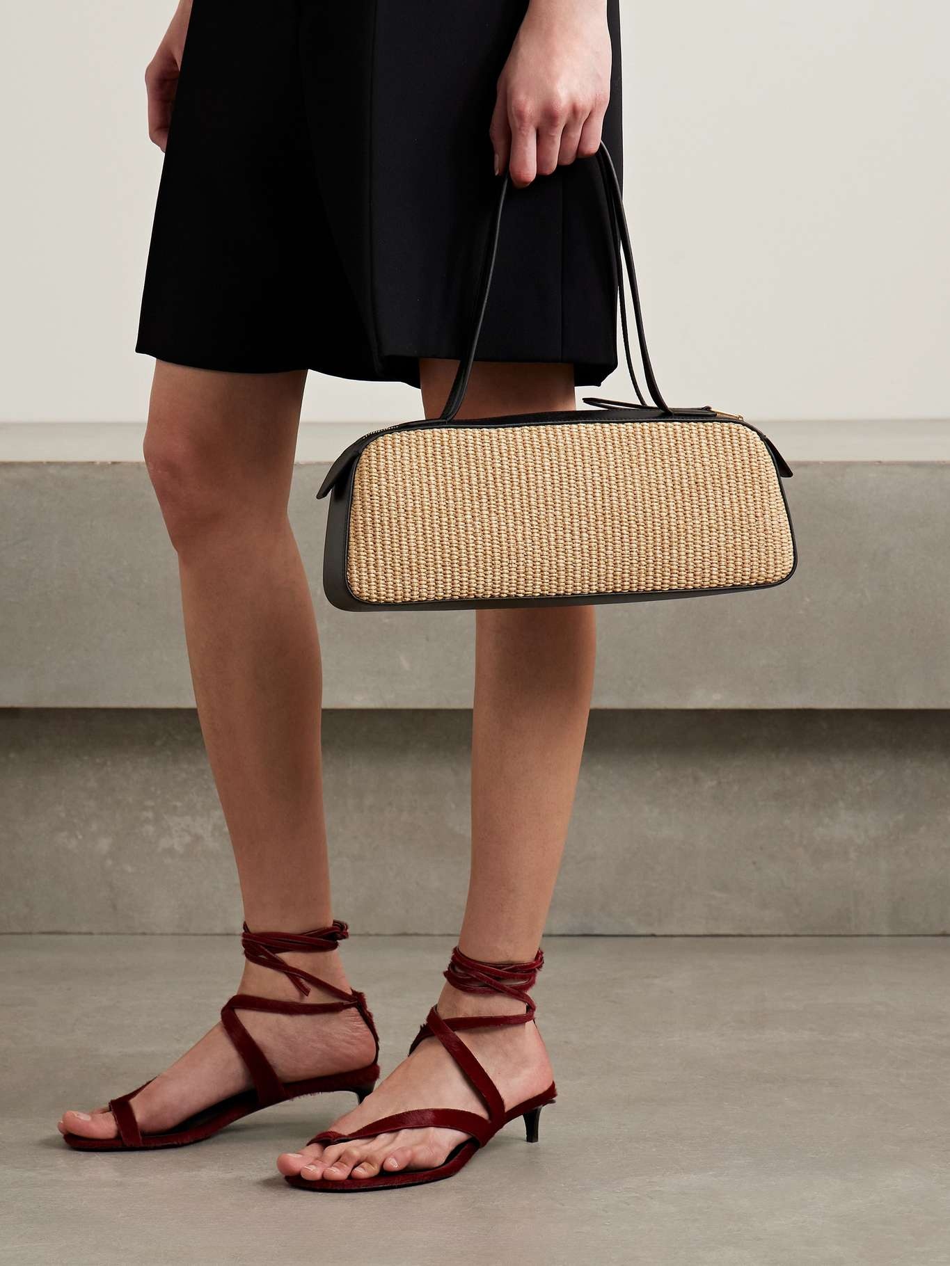Simona leather-trimmed raffia shoulder bag Neutral - 2