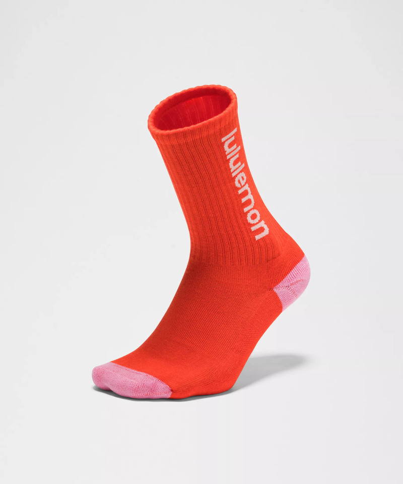 Unisex Daily Essential Crew Socks *Wordmark 3