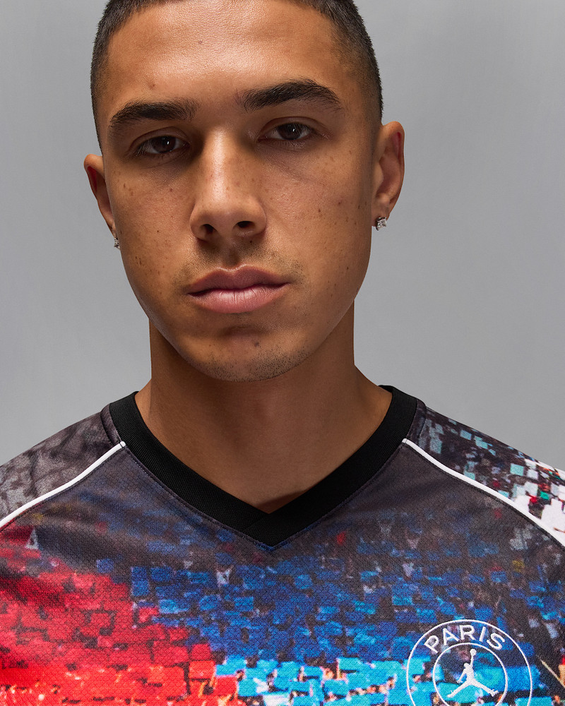 Paris Saint-Germain Men's Jersey Top 3