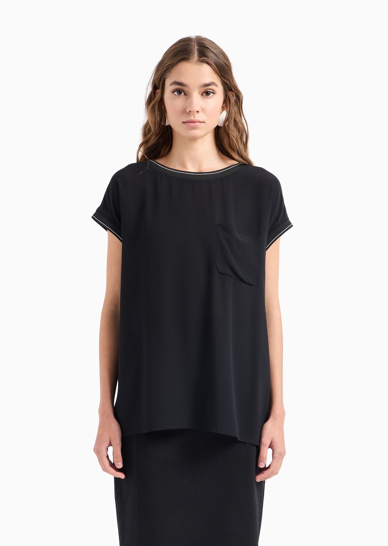 Short-sleeved viscose-crêpe blouse - 2