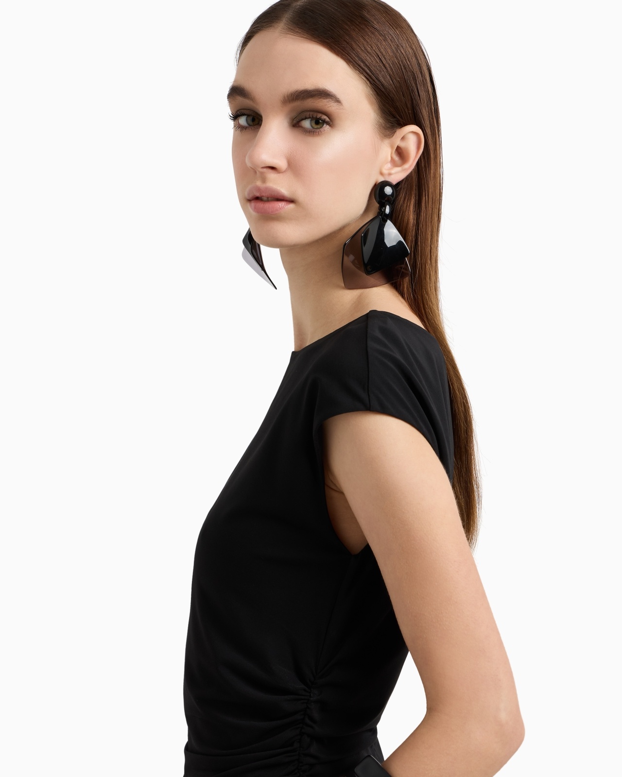 SHORT-SLEEVED DRESS IN MILANO-STITCH FABRIC - 5