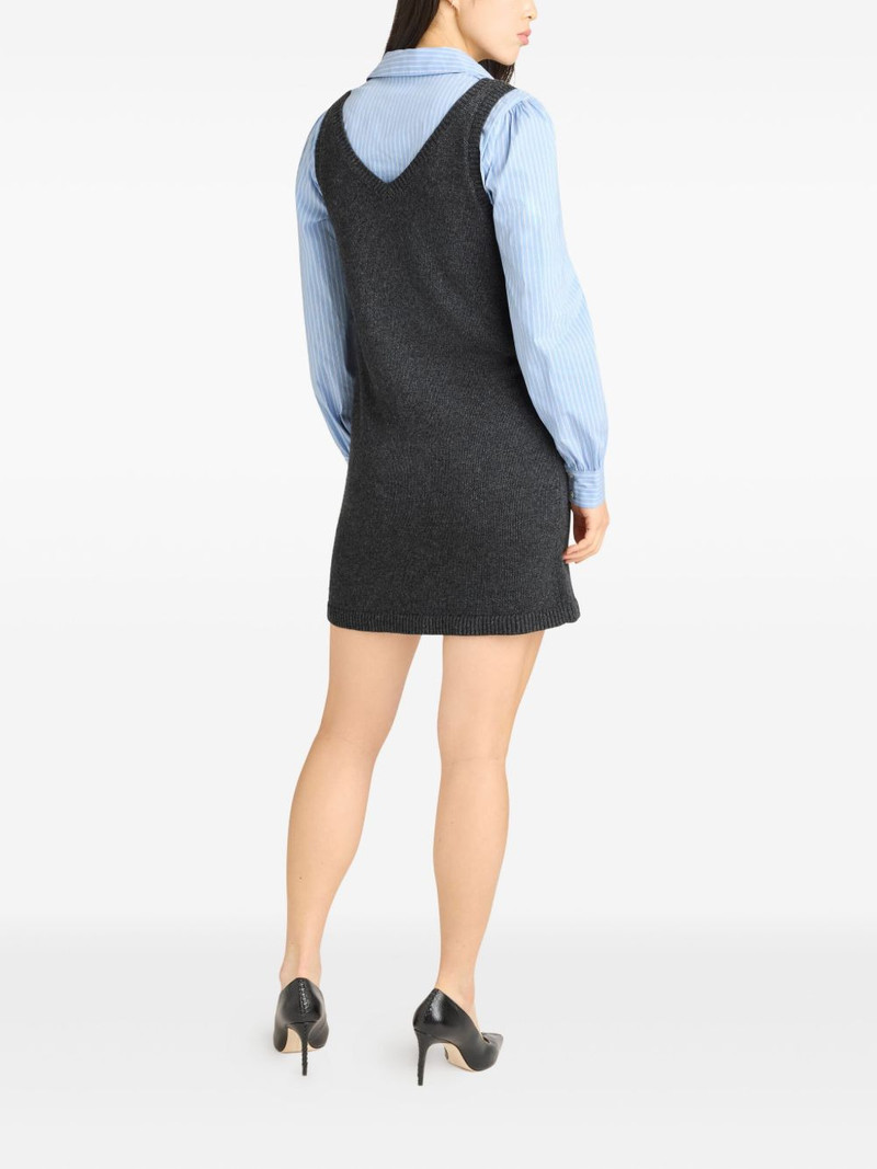 pocket-detail v-neck dress 3