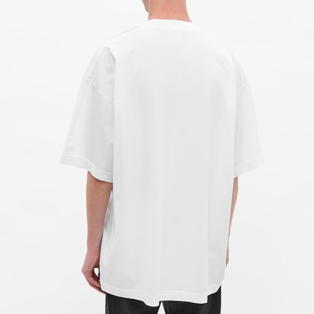 VETEMENTS Think Differently Logo Tee - 5