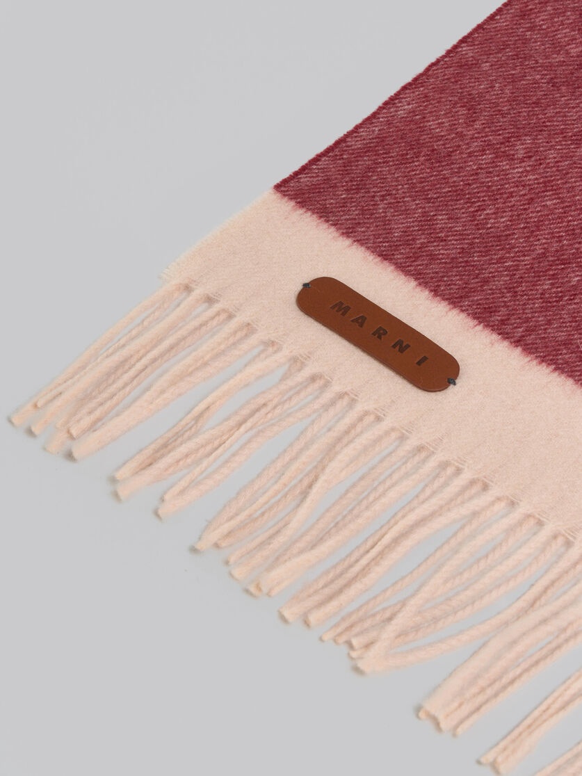 BURGUNDY VIRGIN WOOL AND CASHMERE SCARF WITH LEATHER PATCH 3