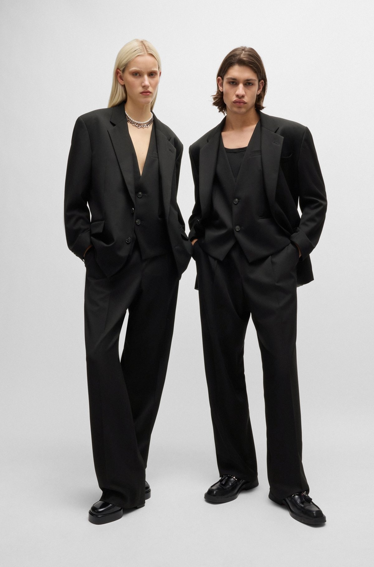 RELAXED-FIT ALL-GENDER TROUSERS WITH ELASTICATED WAISTBAND - 3