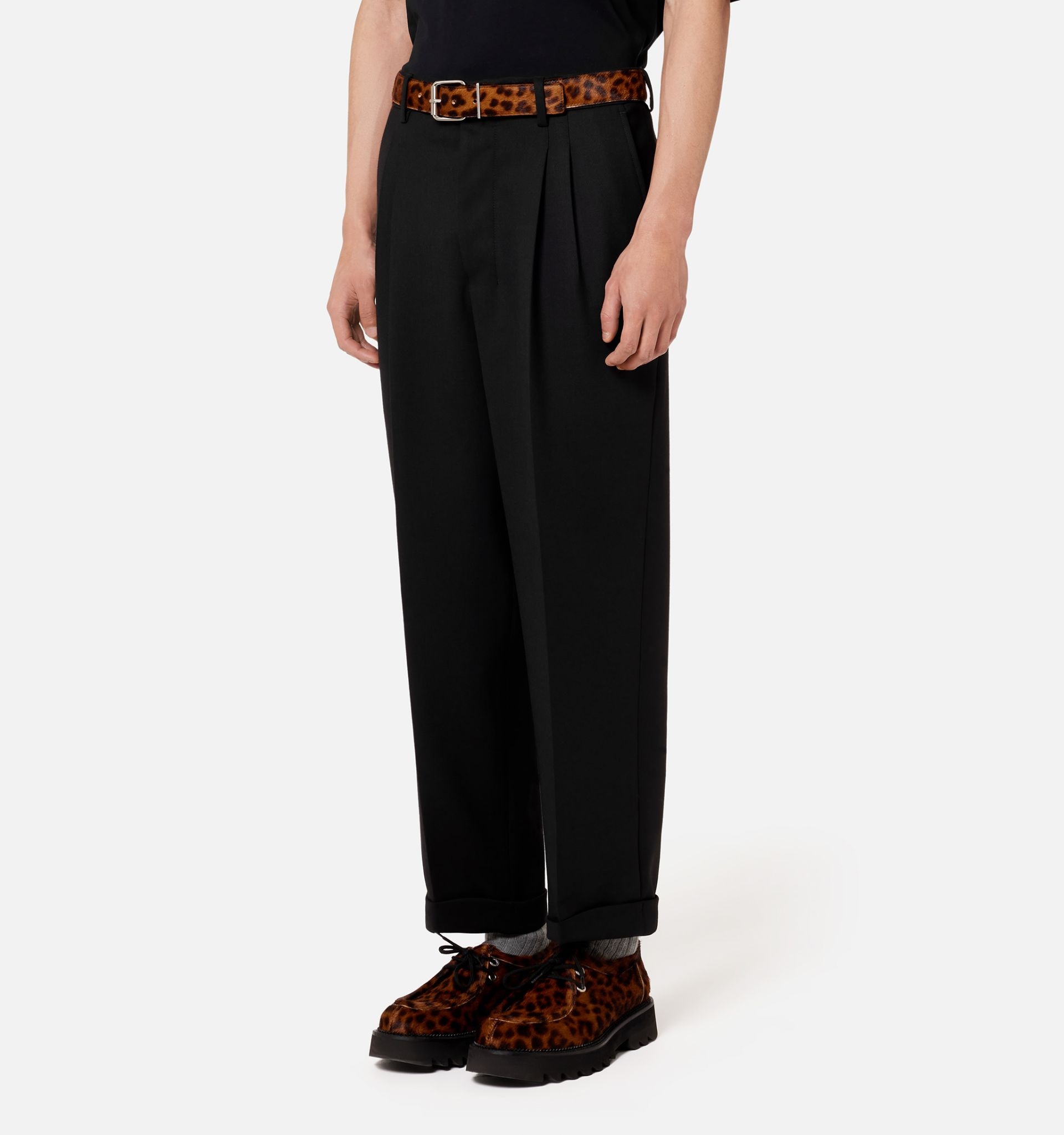 Carrot Fit Trousers With Hem And Pleats - 4